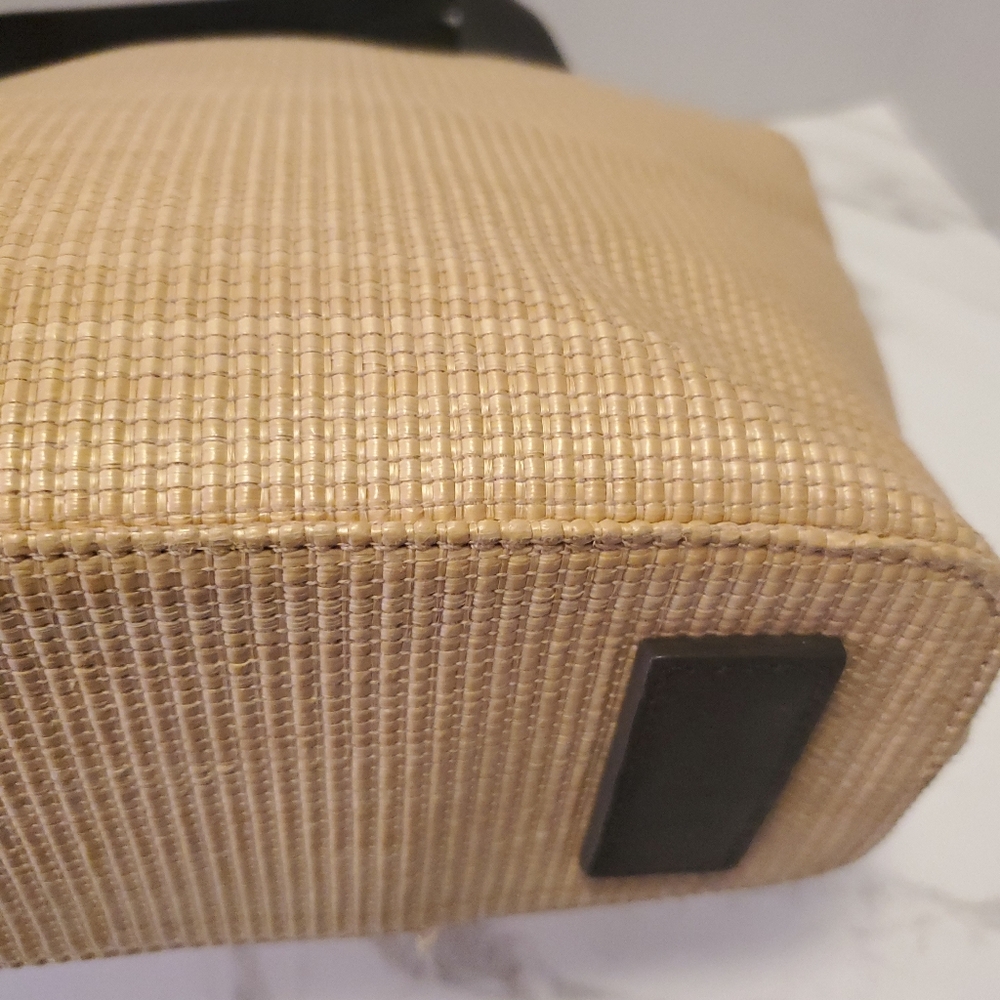 Cute Woven With Black Bow Handbag. - Picture 7 of 8